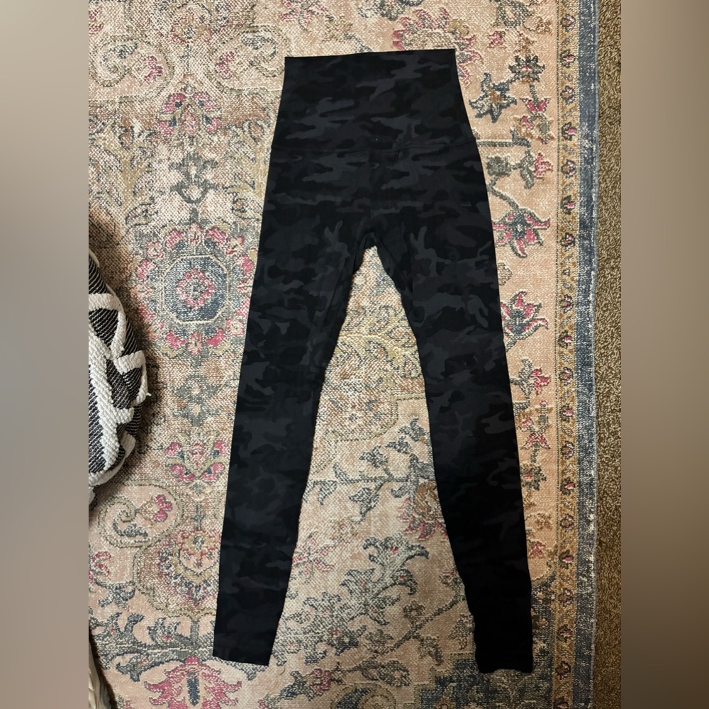 Lululemon Black Align Camo Leggings